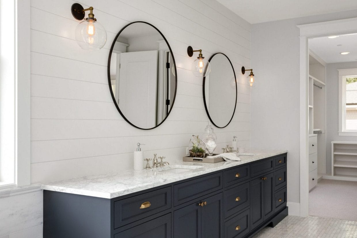 A Lesson in Bathroom Lighting